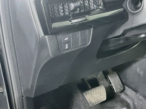 Used 2024 Honda CR-V EX-L image 10