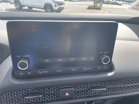 Certified 2025 Honda HR-V Sport image 21