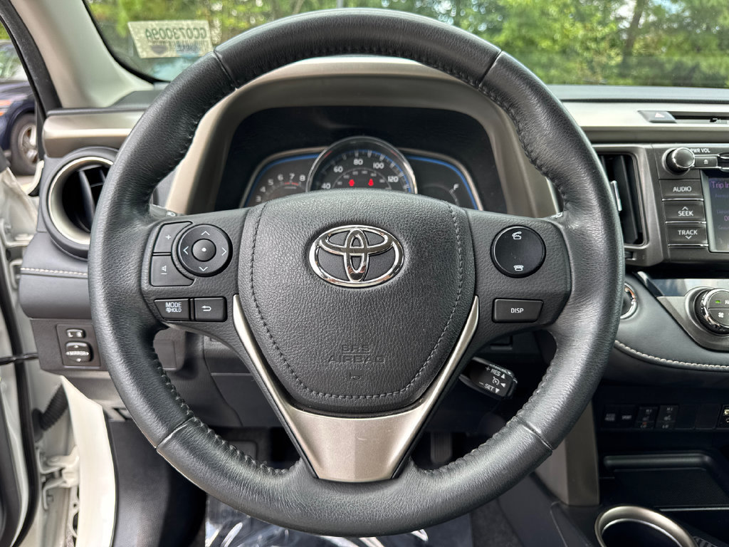 Used 2013 Toyota RAV4 Limited FWD image 23