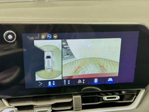 New 2026 Chevrolet Equinox LT w/ Safety and Technology Package image 16