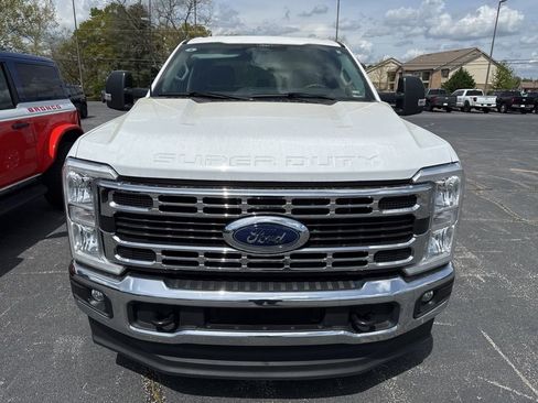 Used 2024 Ford F250 XLT image 3