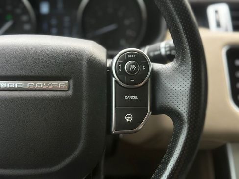 Used 2016 Land Rover Range Rover Sport HSE image 12