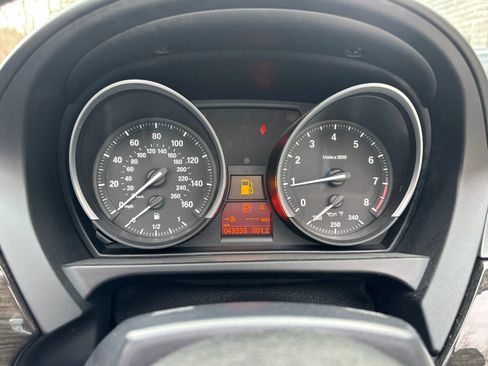 Used 2009 BMW Z4 sDrive35i image 37