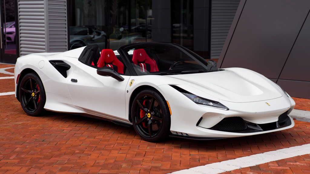 Used 2022 Ferrari F8 Tributo RWD image 11