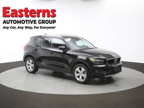Used 2022 Volvo XC40 T5 Momentum AWD/4WD image 48