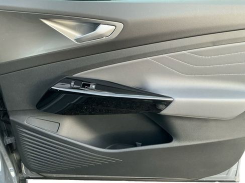 New 2026 Volkswagen ID.4 Pro S image 16