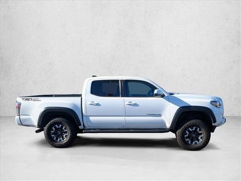 Used 2021 Toyota Tacoma TRD Off-Road image 4