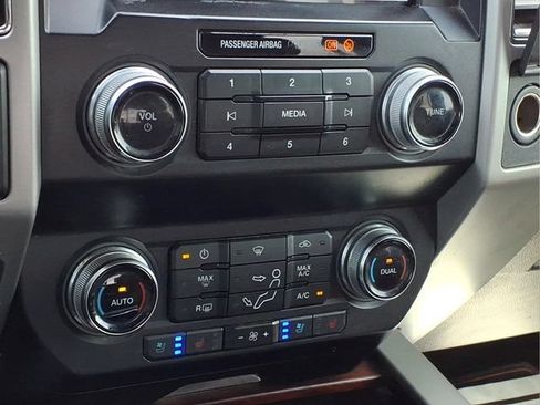 Used 2020 Ford F250 King Ranch w/ King Ranch Ultimate Package AWD/4WD image 13