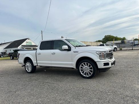 Used 2018 Ford F150 Limited image 14