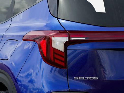 New 2026 Kia Seltos S image 11