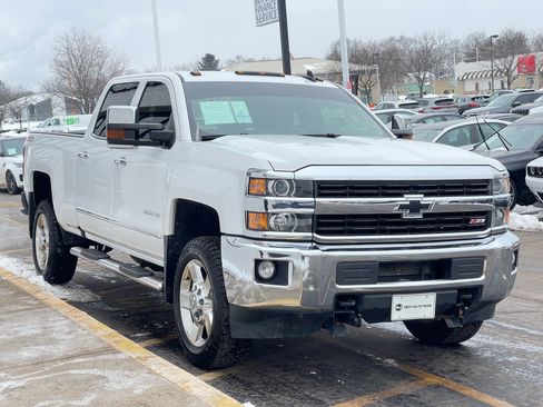 Used 2017 Chevrolet Silverado 2500 LTZ w/ Vortec Plus Package image 2