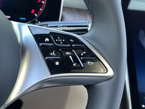 New 2026 Mercedes-Benz GLC 300 4MATIC image 43