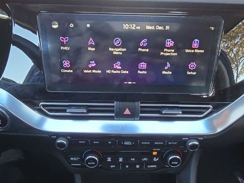 Used 2020 Kia Niro EX Premium image 22
