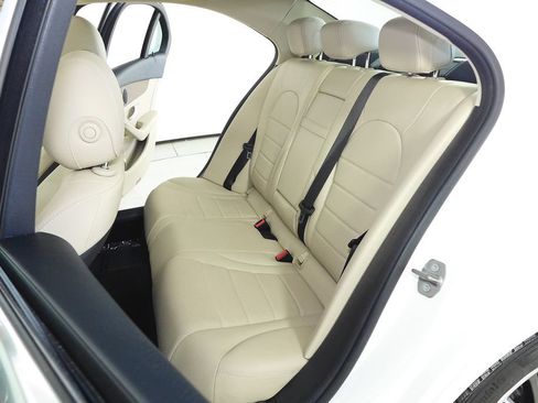 Used 2019 Mercedes-Benz C 300 Sedan image 21