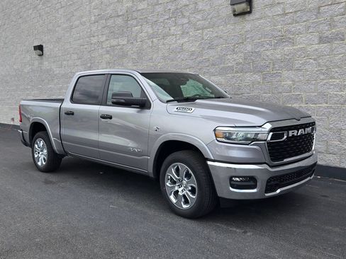 Used 2026 RAM 1500 Big Horn AWD/4WD image 7