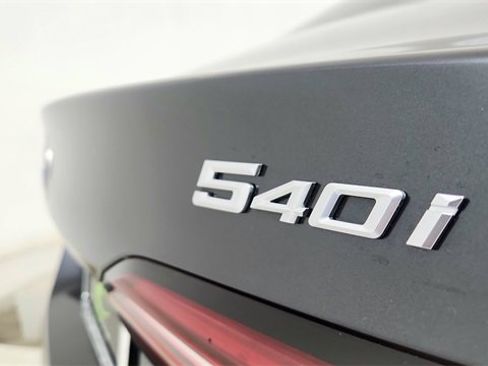 Used 2026 BMW 540i xDrive image 18