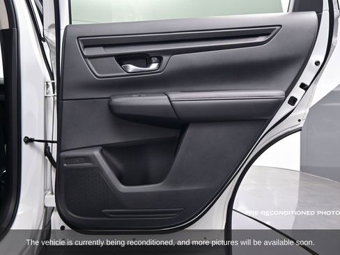 Used 2025 Honda CR-V EX image 31