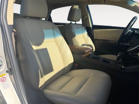 Used 2017 Toyota Avalon image 15