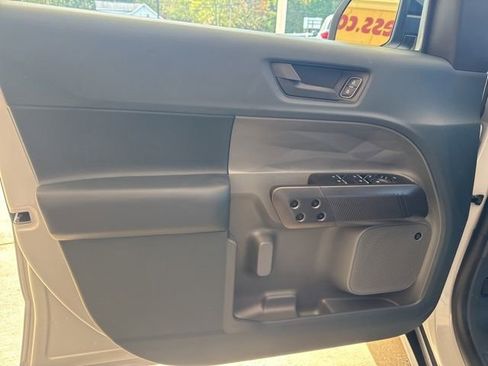 New 2025 Ford Maverick Lariat w/ Black Appearance Package image 12