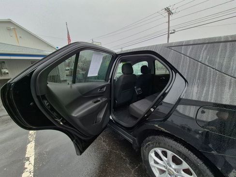 Used 2020 Chevrolet Equinox LT w/ Driver Convenience Package image 19