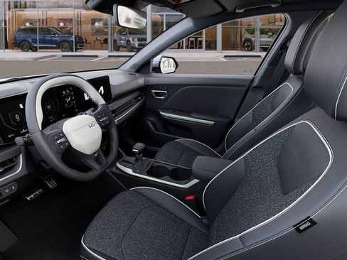 Certified 2025 Kia K4 GT-Line w/ GT-Line Sunroof Package FWD image 17