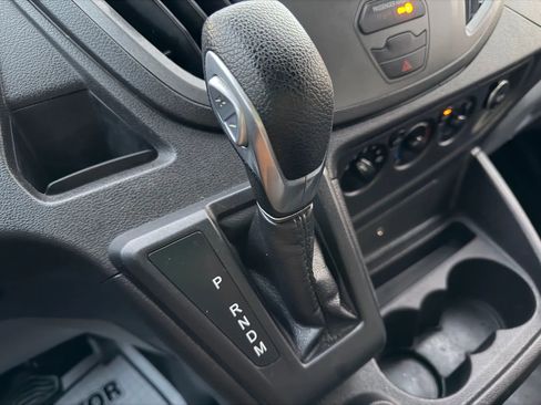 Used 2017 Ford Transit 250 130 Medium Roof image 22