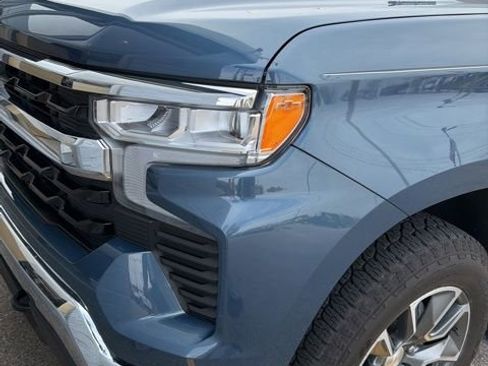 Used 2024 Chevrolet Silverado 1500 LT AWD/4WD image 4