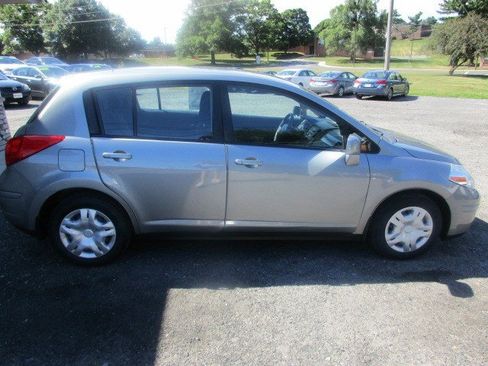 Used 2011 Nissan Versa 1.8 S w/ PWR Plus Pkg FWD image 9