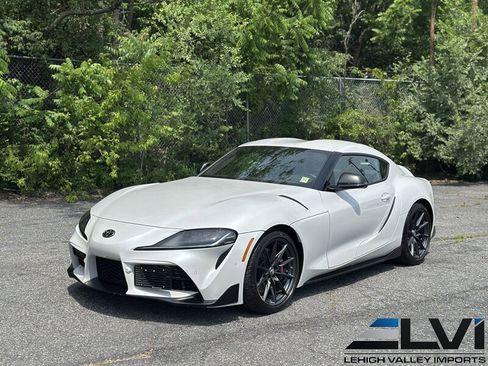 Used 2024 Toyota Supra Premium w/ Driver Assist Package RWD image 4