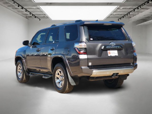 Used 2016 Toyota 4Runner Trail Premium AWD/4WD image 3