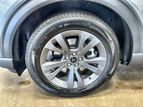 New 2026 Ford Explorer Active image 34