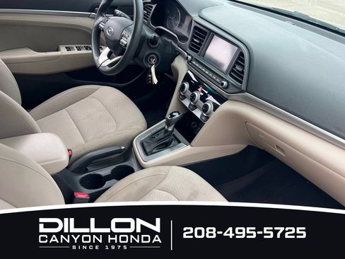 Used 2019 Hyundai Elantra SEL FWD image 15