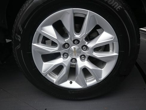 Used 2024 Chevrolet Silverado 1500 Custom RWD image 10