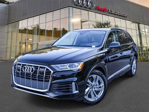 Used 2023 Audi Q7 3.0T Prestige w/ Prestige Package image 1