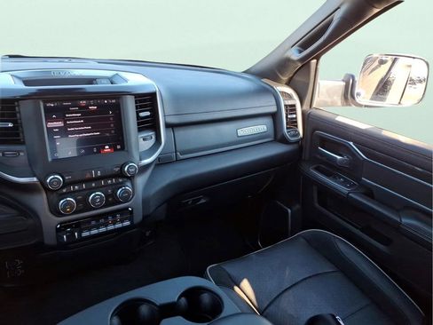 Used 2022 RAM 2500 Laramie AWD/4WD image 19
