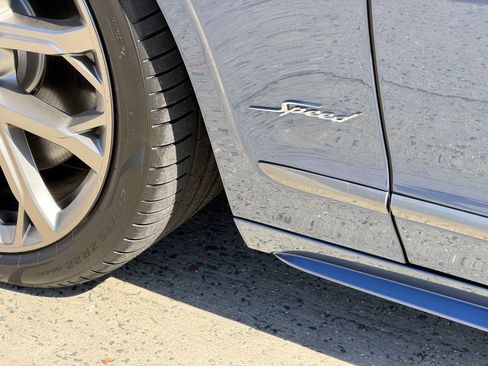 New 2025 Bentley Flying Spur Plug-In Hybrid image 17