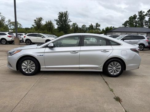 Used 2016 Hyundai Sonata SE FWD image 5