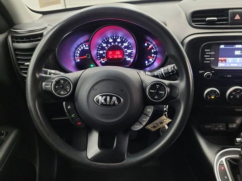 Used 2019 Kia Soul FWD image 22