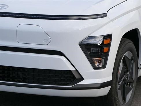 New 2025 Hyundai Kona SEL image 38