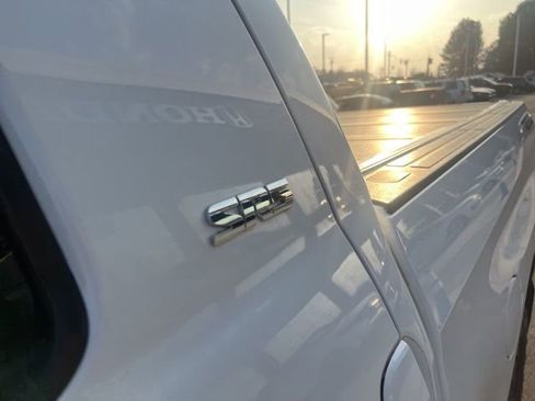 Used 2014 Toyota Tundra SR5 w/ TRD Off Road Package image 11