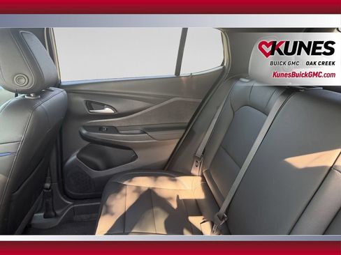 Used 2026 Buick Envista Sport Touring w/ Convenience I Package FWD image 33