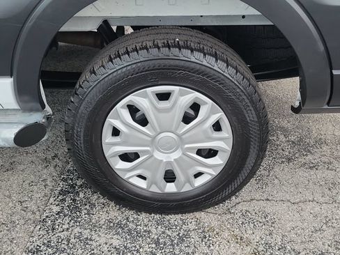 Used 2025 Ford Transit 250 Low Roof w/ Exterior Upgrade Package RWD image 14