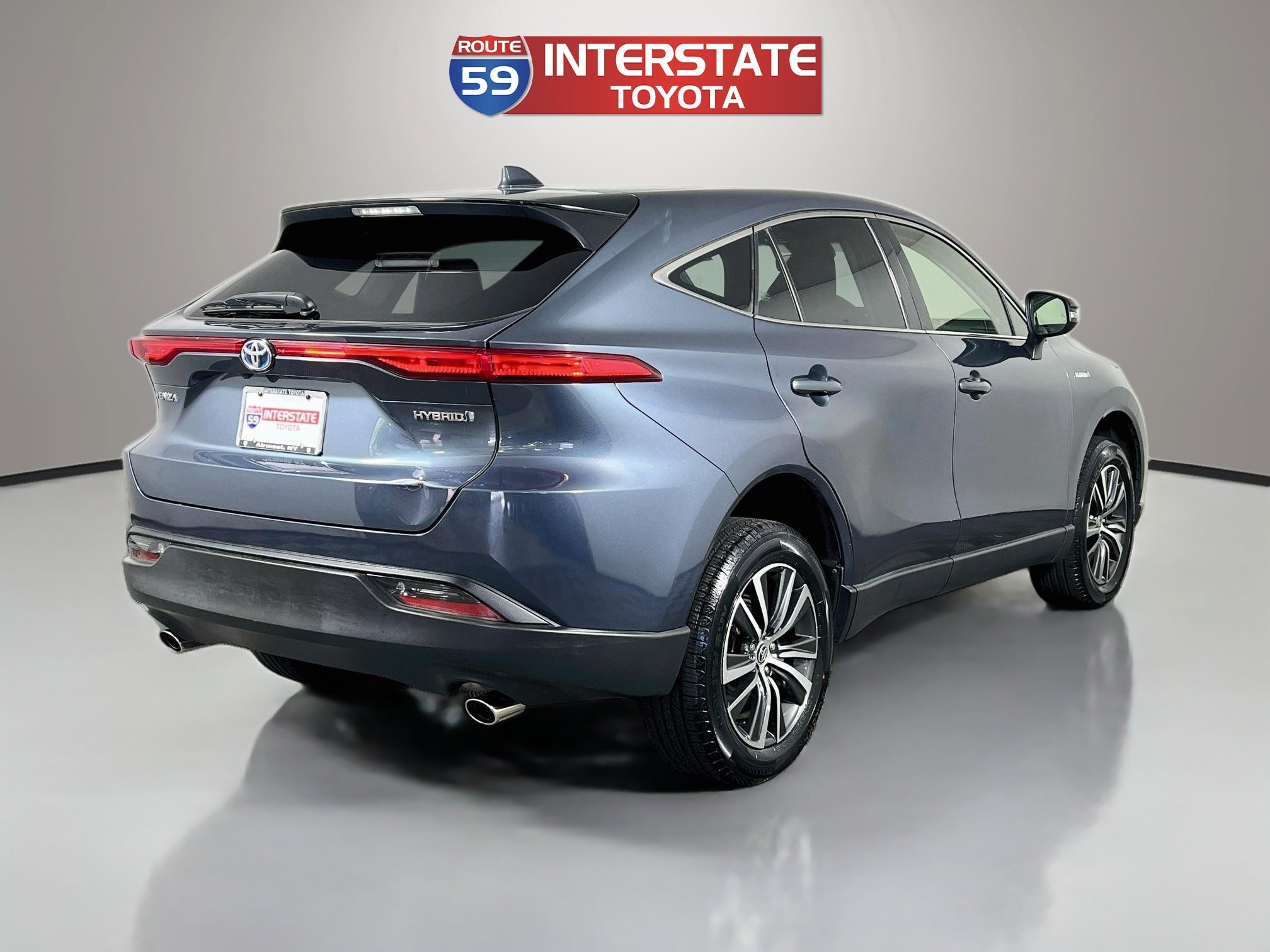 Certified 2021 Toyota Venza LE AWD/4WD image 7