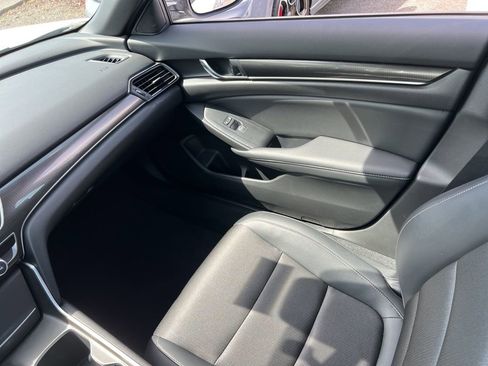 Used 2022 Honda Accord Sport image 26