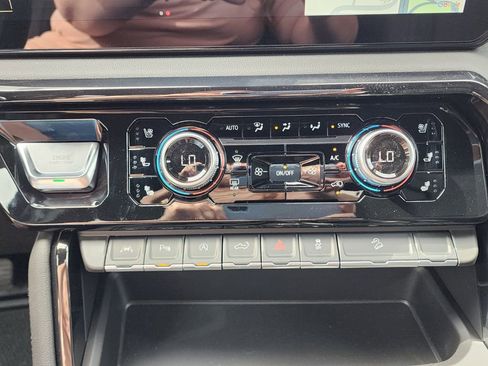 New 2026 GMC Sierra 1500 AT4 w/ AT4 Premium Package image 29