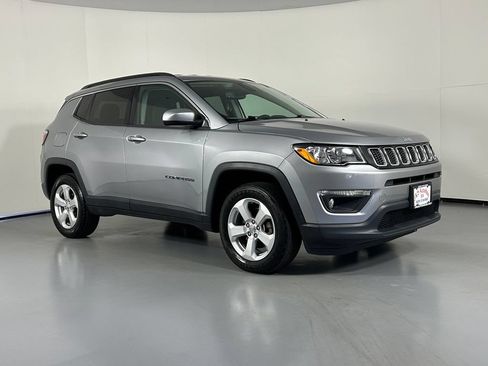 Used 2021 Jeep Compass Latitude w/ Convenience Group AWD/4WD image 1