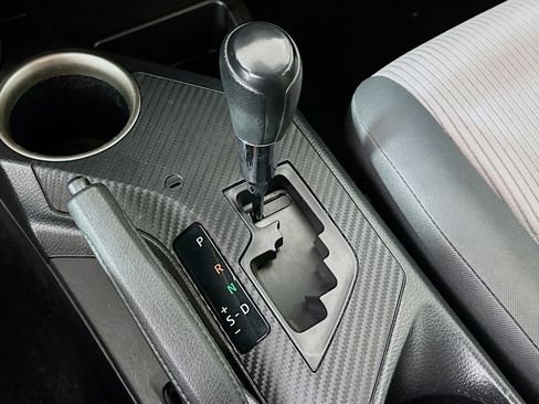 Used 2015 Toyota RAV4 LE image 23