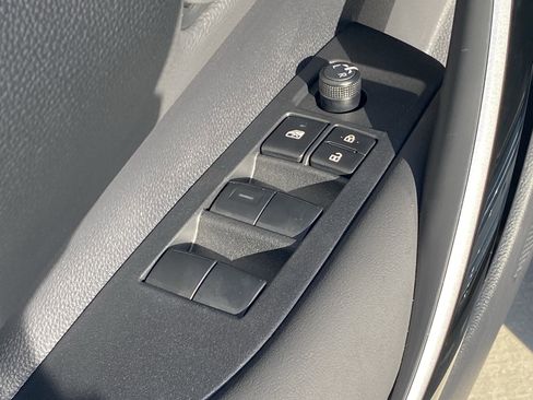 Certified 2026 Toyota Corolla XSE image 31