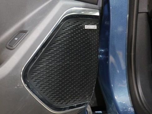 Used 2025 Chevrolet Traverse RS w/ LPO, Floor Liner Package FWD image 19