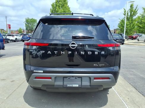 New 2026 Nissan Pathfinder SL AWD/4WD image 9